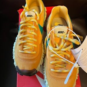 Nike outbreak Neptune green/pollen rise